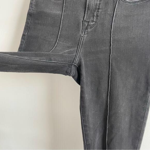 Good American | Women’s Good Legs Pintuck Jeans Denim Washed Black 035 High Rise - Picture 8 of 9